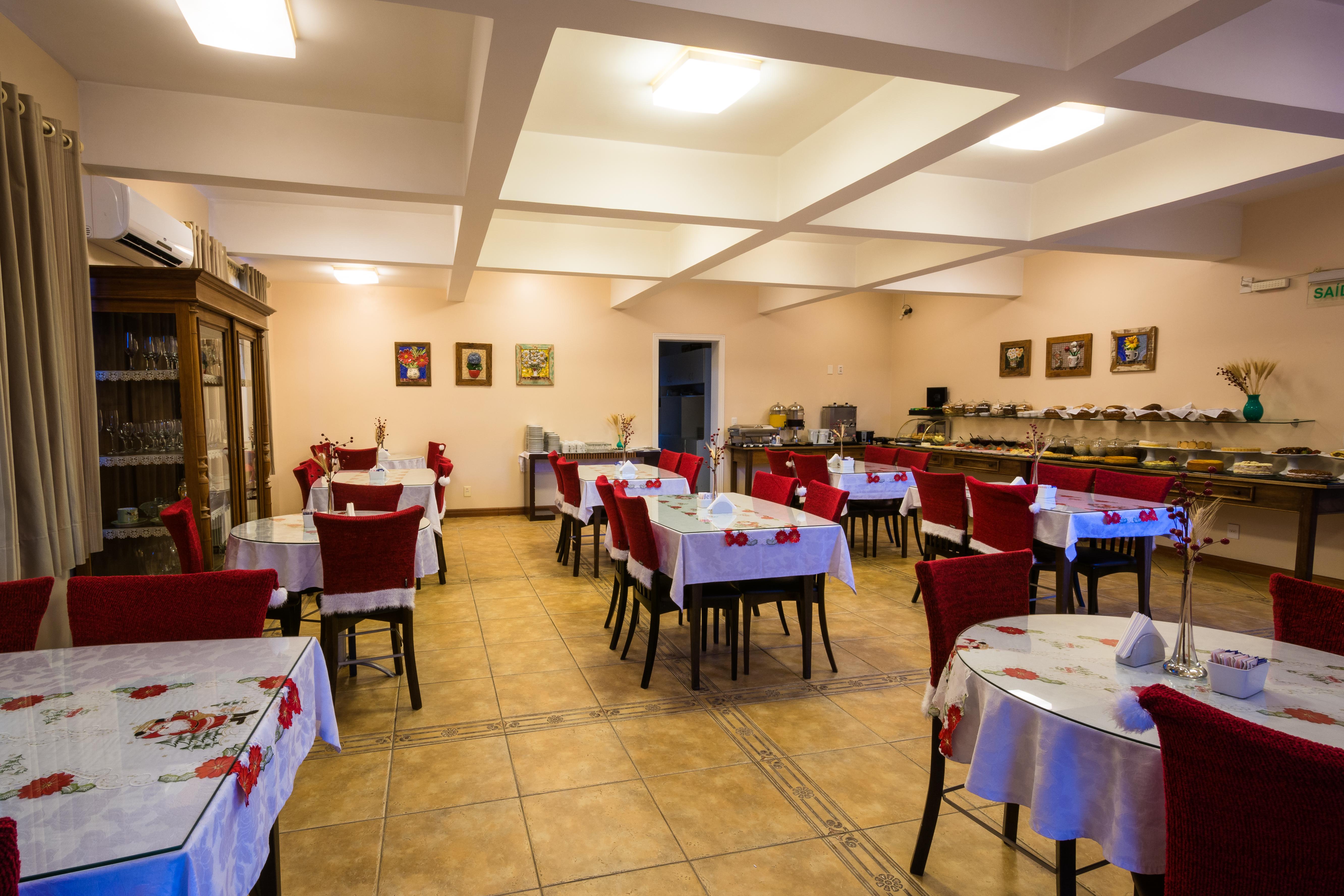 Hotel Pousada Kaster Грамаду Екстериор снимка