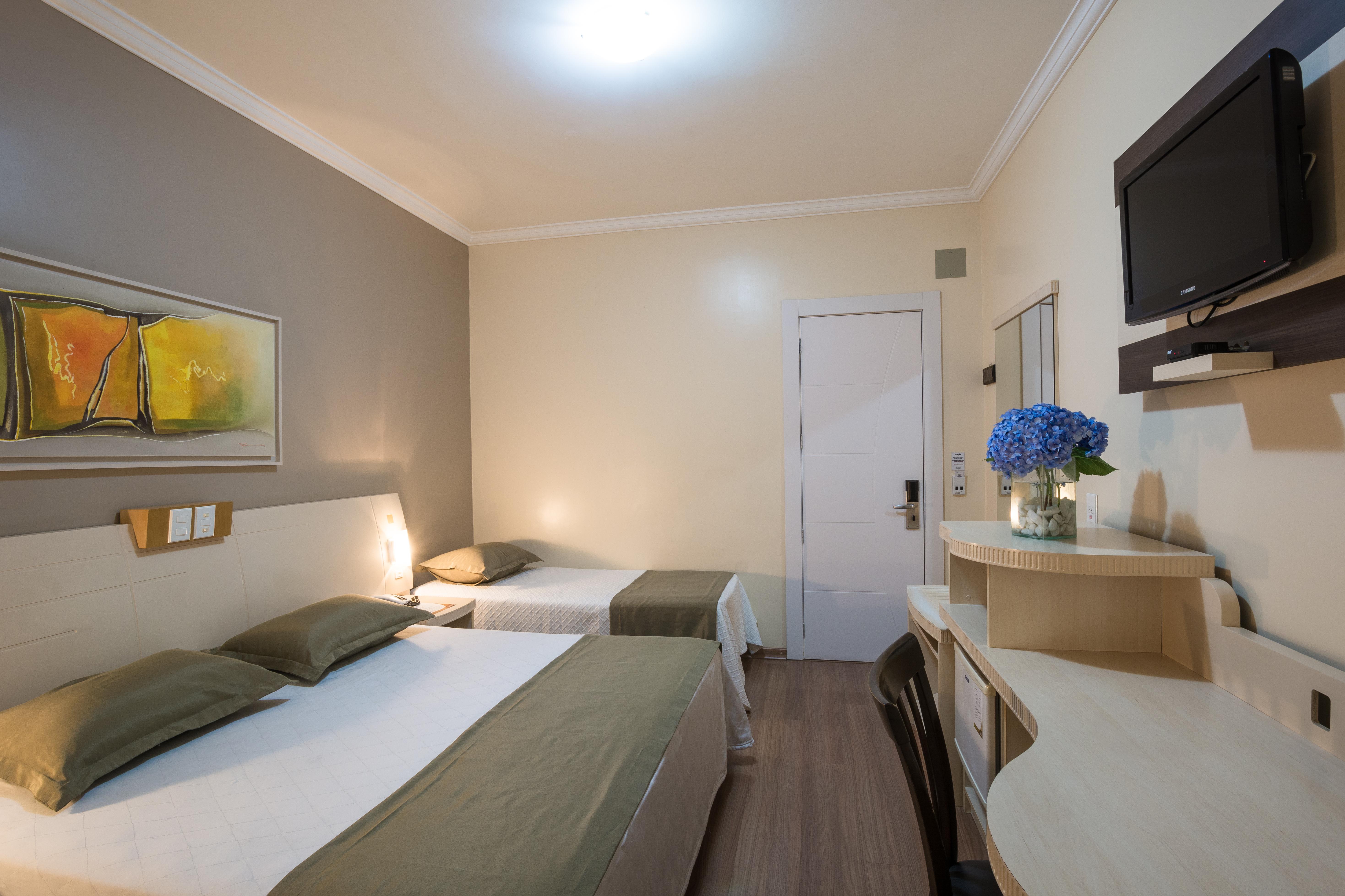 Hotel Pousada Kaster Грамаду Екстериор снимка