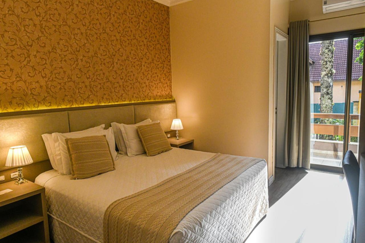 Hotel Pousada Kaster Грамаду Екстериор снимка