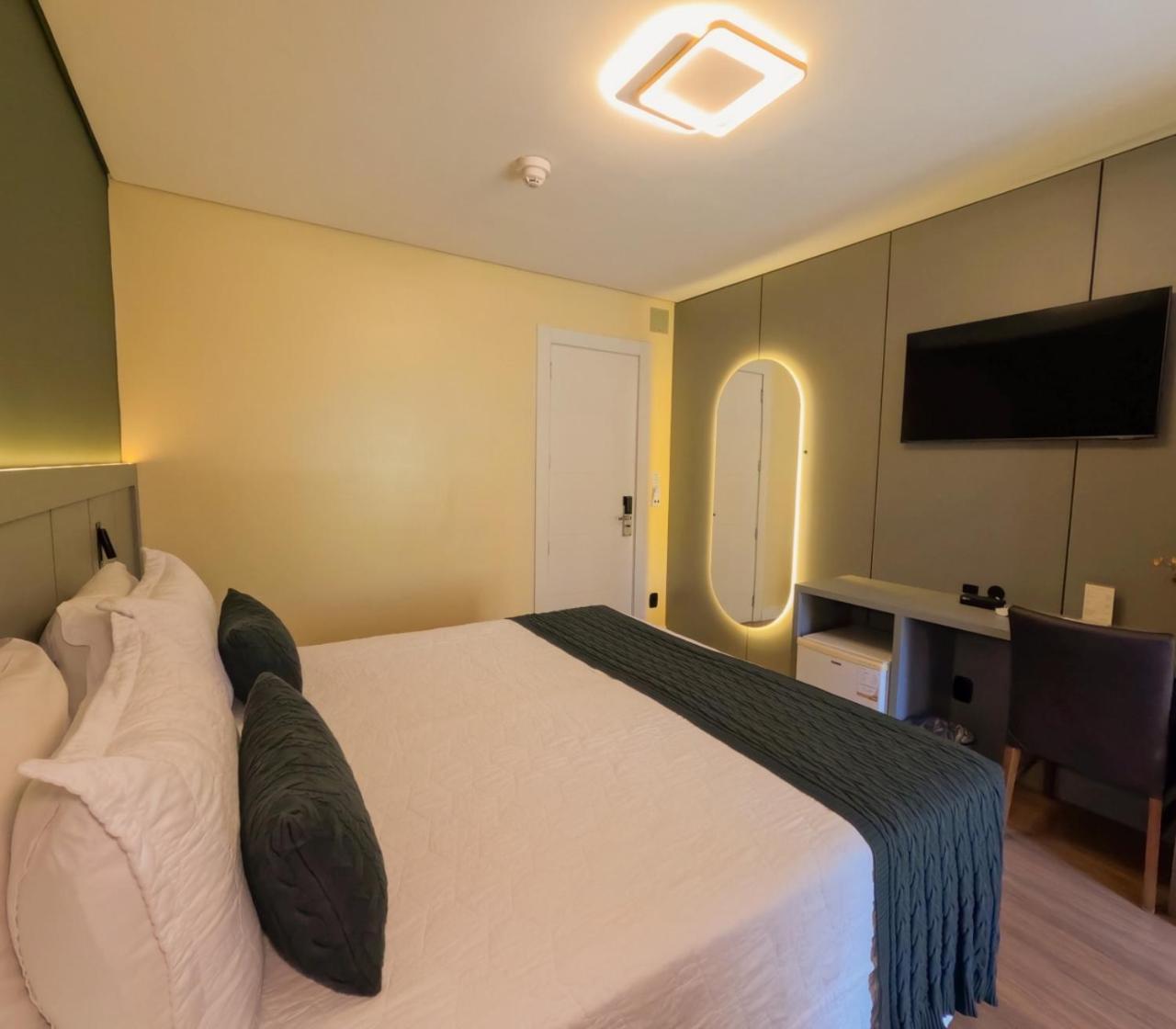 Hotel Pousada Kaster Грамаду Екстериор снимка