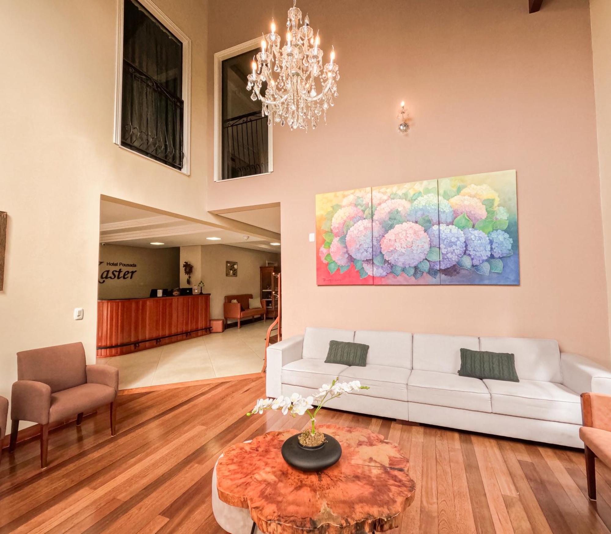 Hotel Pousada Kaster Грамаду Екстериор снимка